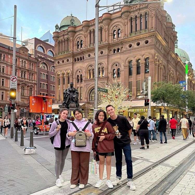 Keluarga Ussy dan Andhika