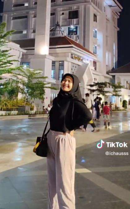 Transformasi gadis berbobot 100 kg jadi 53 kg yang viral.