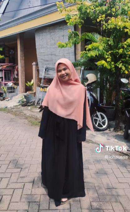 Transformasi gadis berbobot 100 kg jadi 53 kg yang viral.