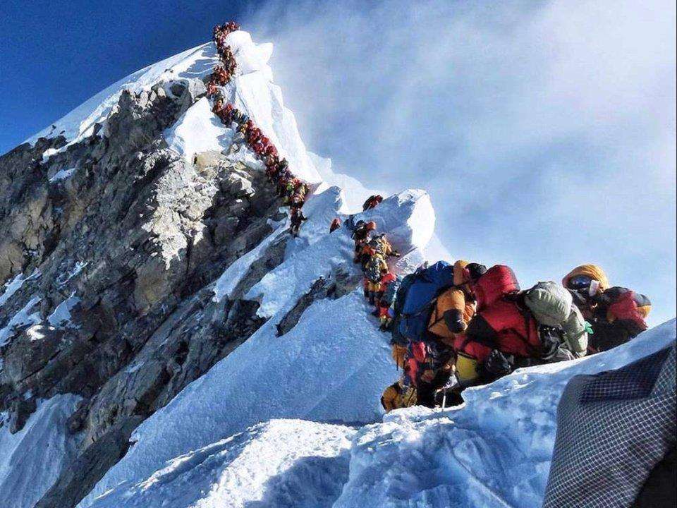 4 Hal Mengerikan yang Terjadi Pada Tubuh saat Berada di Zona Kematian Gunung Everest