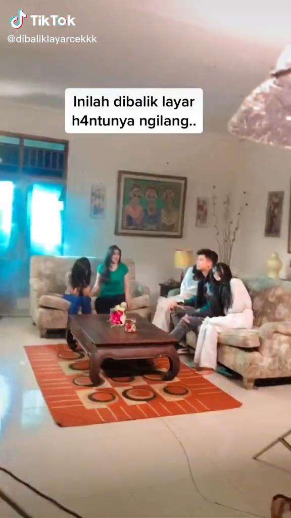 Di balik layar penampakan hantu menghilang dalam sinetron.