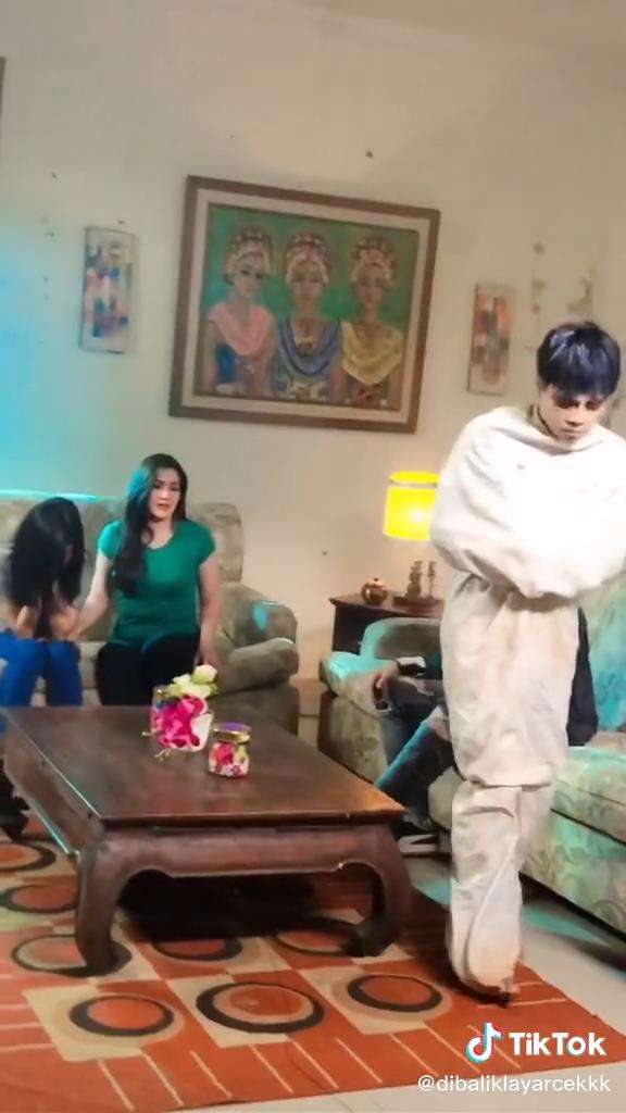 Di balik layar penampakan hantu menghilang dalam sinetron.