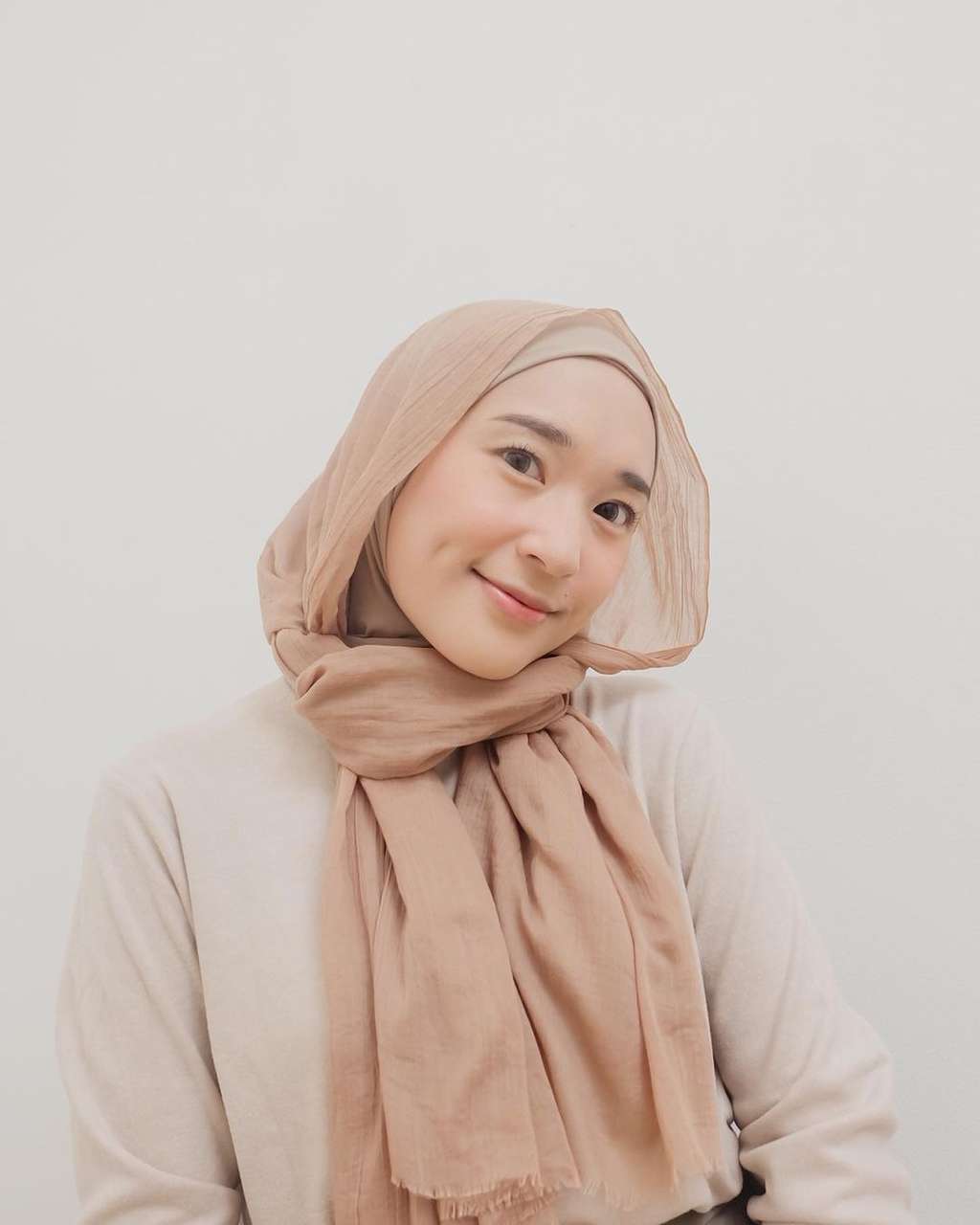 Gaya Makeup Denisa Rani