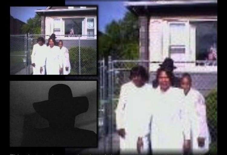Sosok Misterius Bertopi Hitam