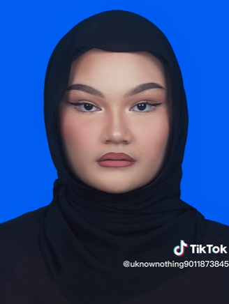 TikToker Tampil 'Badai' Saat Foto KTP