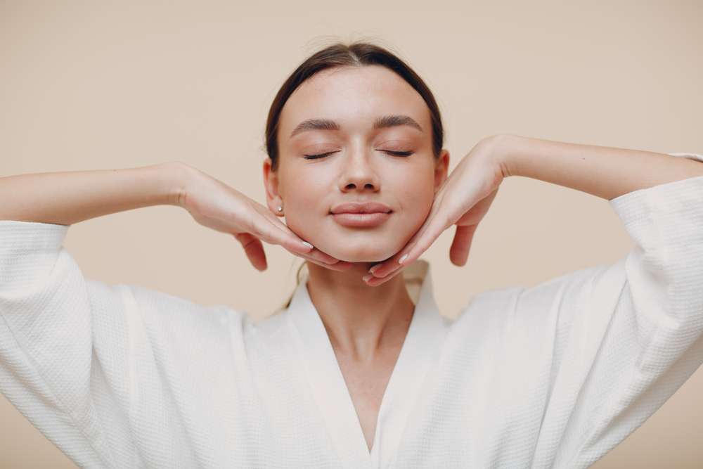 5 Kandungan Skincare yang Dikenal Efektif Samarkan Bekas Jerawat, Mana yang Paling Cocok untukmu?