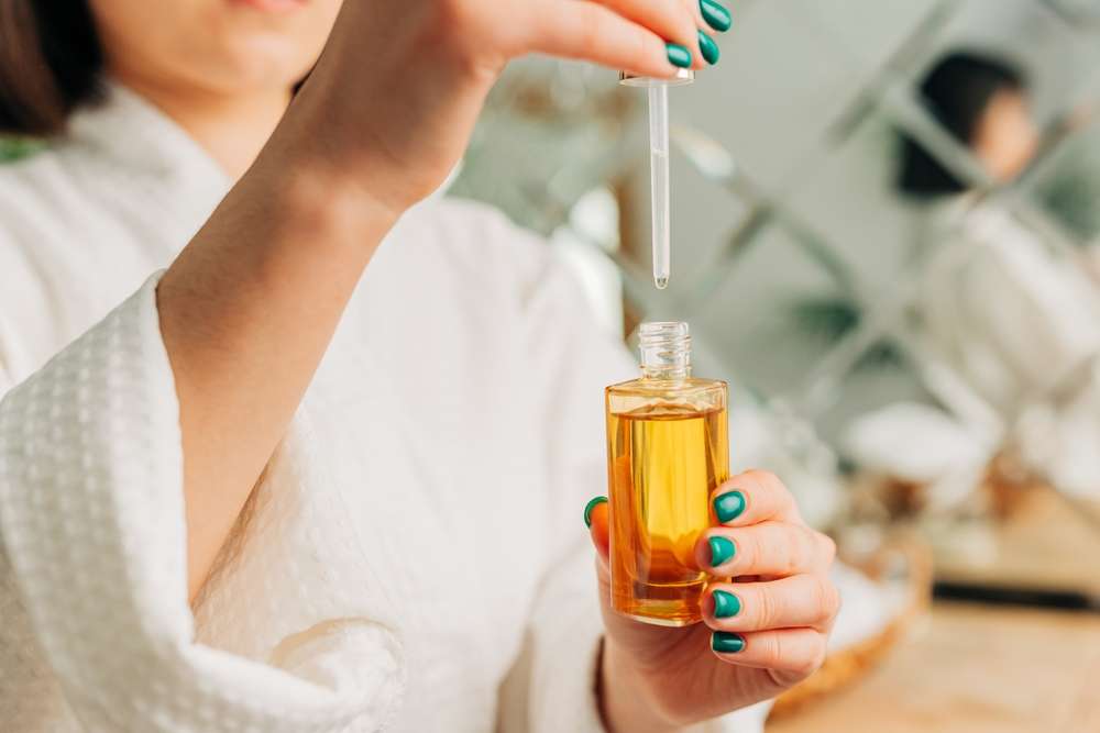 5 Kandungan Skincare yang Dikenal Efektif Samarkan Bekas Jerawat, Mana yang Paling Cocok untukmu?