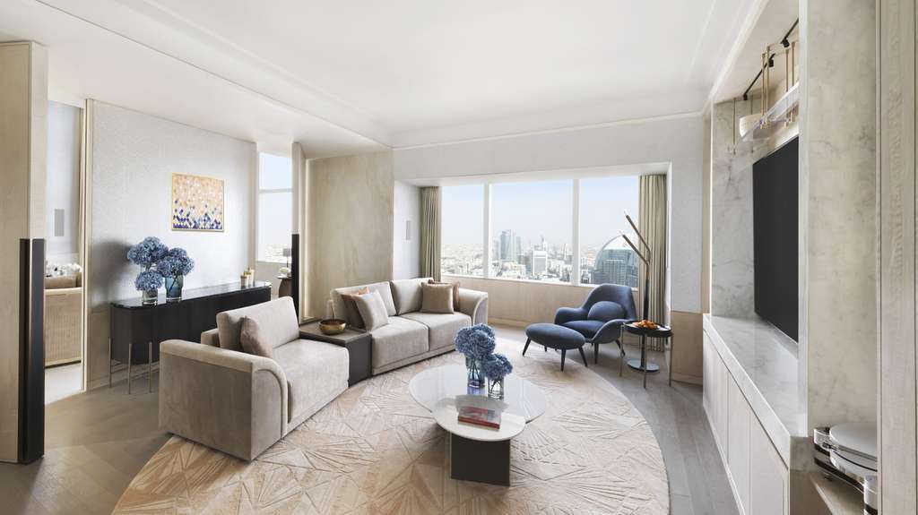 hotel four seasons