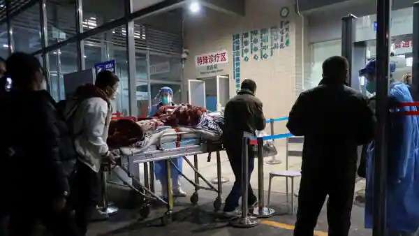 Situasi rumah sakit China yang sibuk karena ledakan Covid