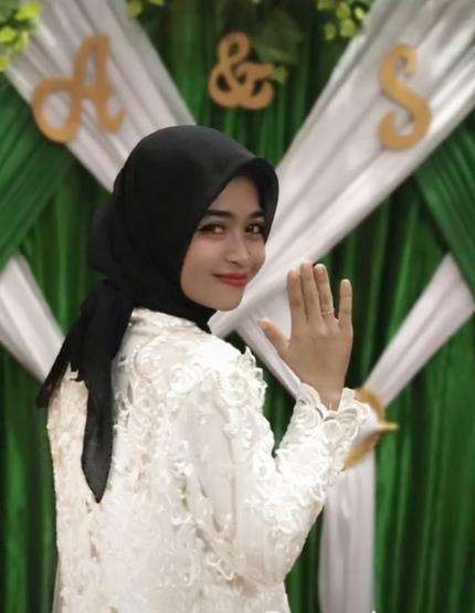 Batal menikah gara-gara adat.