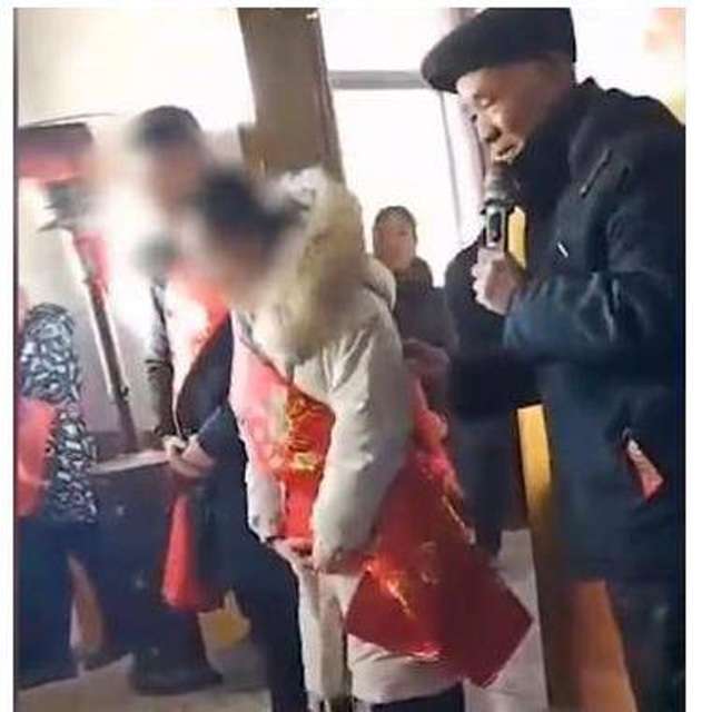 Ibu Meninggal Sebelum Acara, Mempelai Pria Gelar Pernikahan Sekaligus Pemakaman Ibu Meninggal Sebelum Acara, Mempelai Pria Gelar Pernikahan Sekaligus Pemakaman