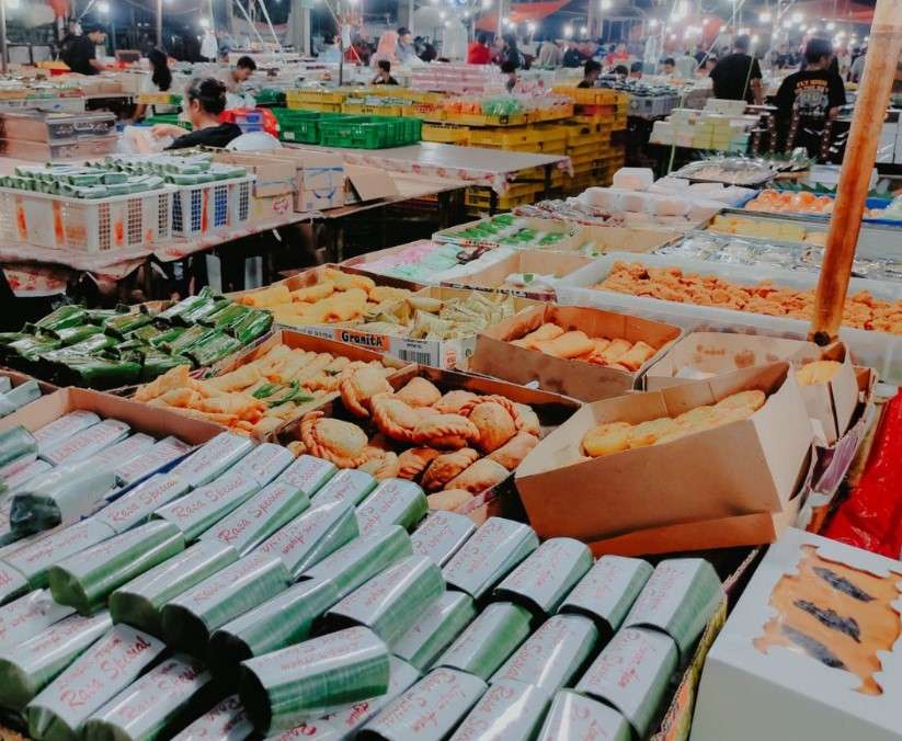 Pasar kue subuh Pasar kue subuh