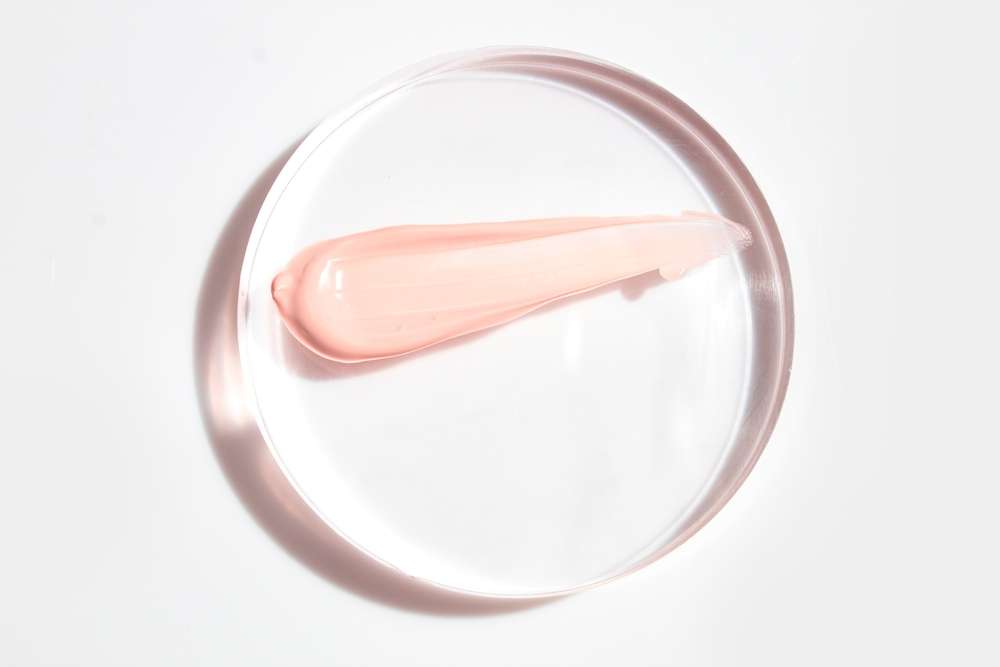 Trik Penggunaan Primer yang Bikin Riasan Cantik dan Tahan Lama