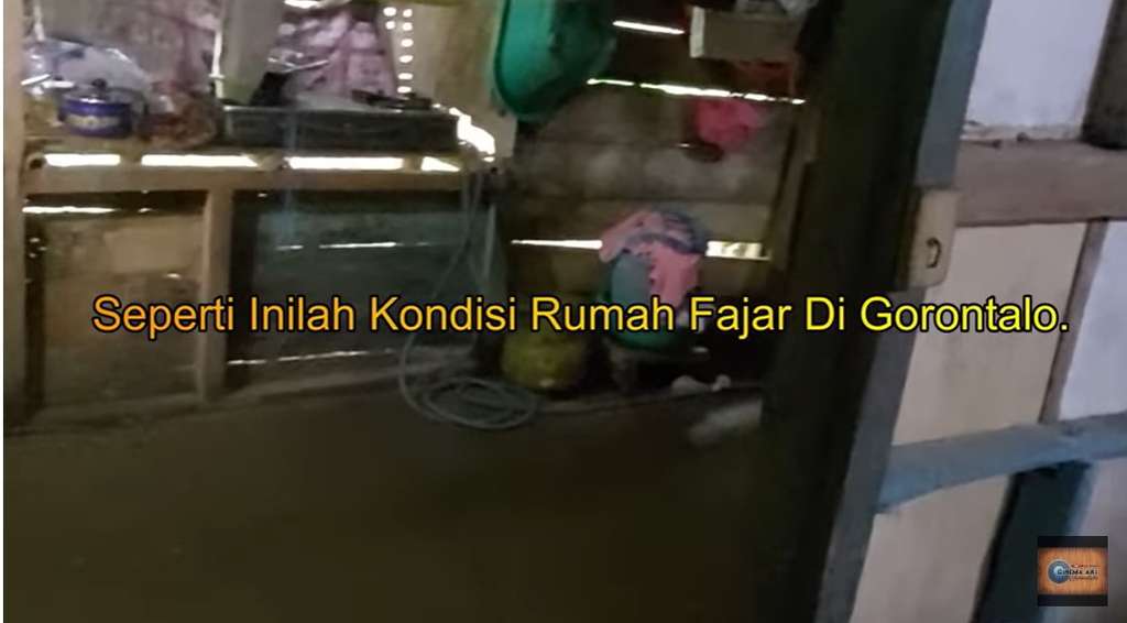 Potret Rumah Fajar Sadboy