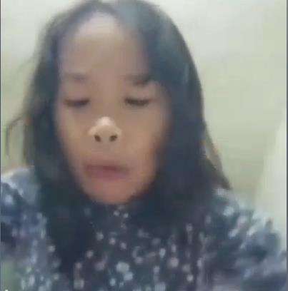 Hampir habis nikmati es krimnya tiba-tiba ada cicak di dalamnya.