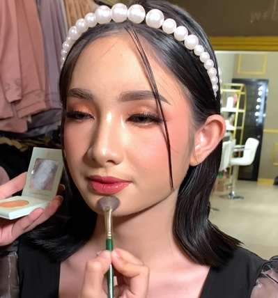 Memakai Highlighter