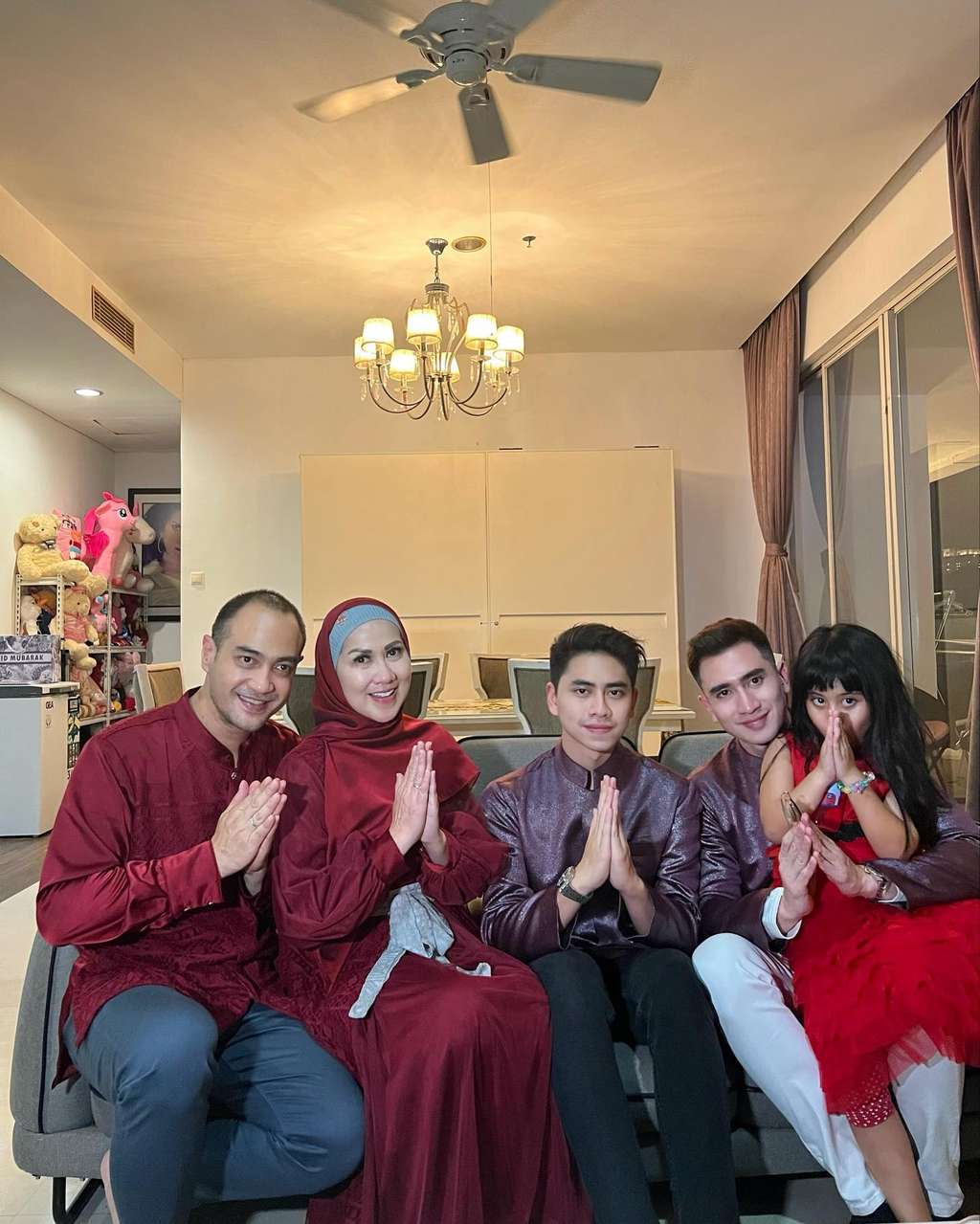 Keluarga Venna Melinda
