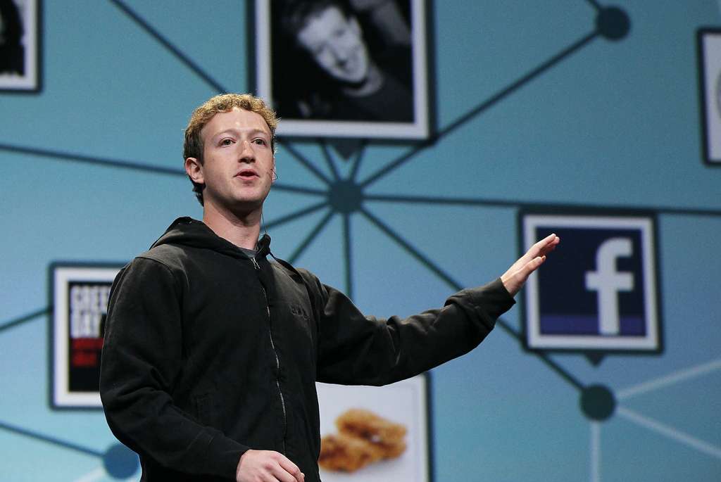 Zuckerbeg saat peluncuran Open Graph