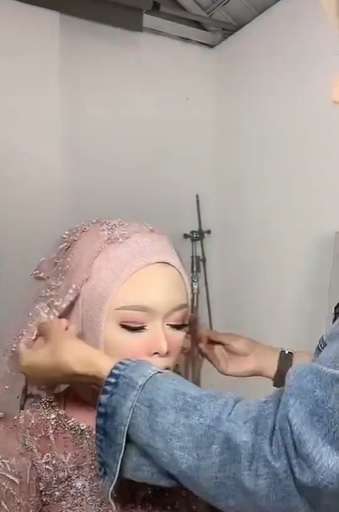 MUA Rias Wajah Model Makeup MUA Rias Wajah Model Makeup