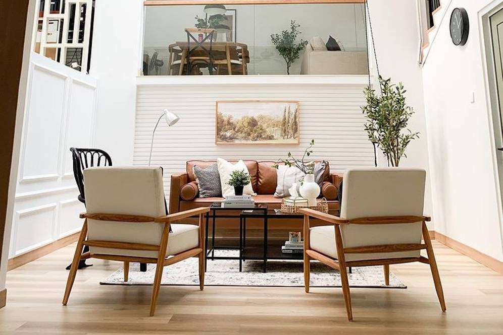 Furnitur
