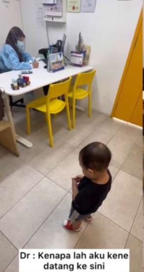 Bocah Ini Diam Seolah Berdoa Saat Akan Disuntik Dokter Bocah Ini Diam Seolah Berdoa Saat Akan Disuntik Dokter