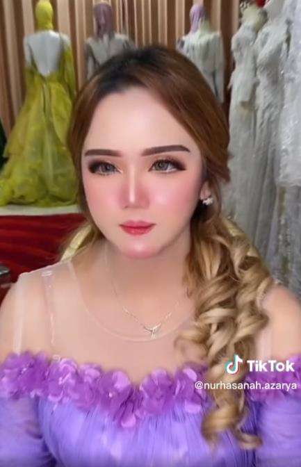 Transformasi wajah before after yang bikin pangling.