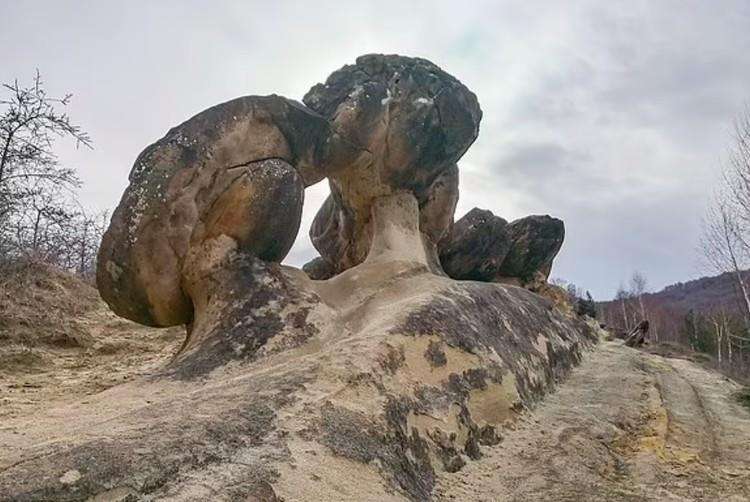 Batu trovant di Rumania.