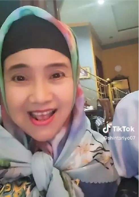 Potret Mpok Minah sekarang