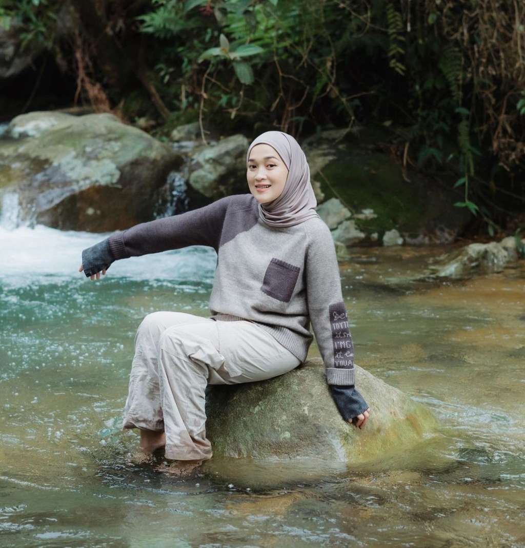 Instagram Ririe Fairuz