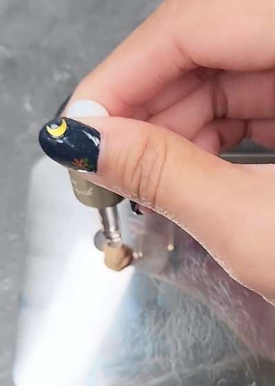 Mencampur Foundation dan Face Oil