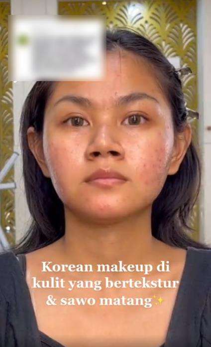 Makeup Korean Look pada wajah berkulit sawo matang dan bruntusan.
