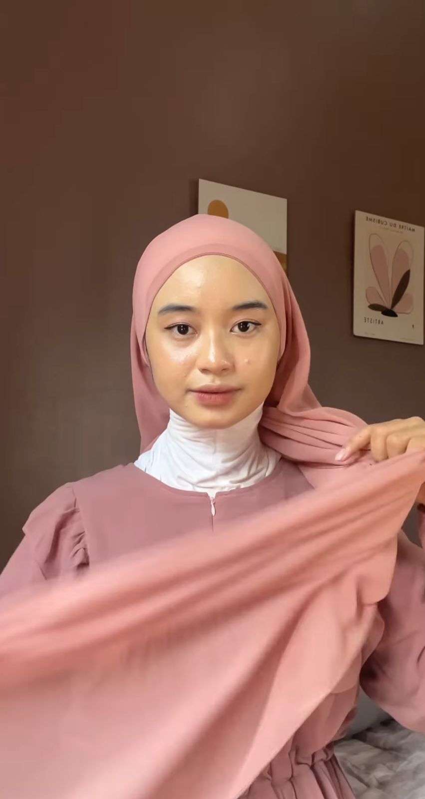 Tutorial Hijab Pashmina Tanpa Ciput, Rambut Tetap Aman