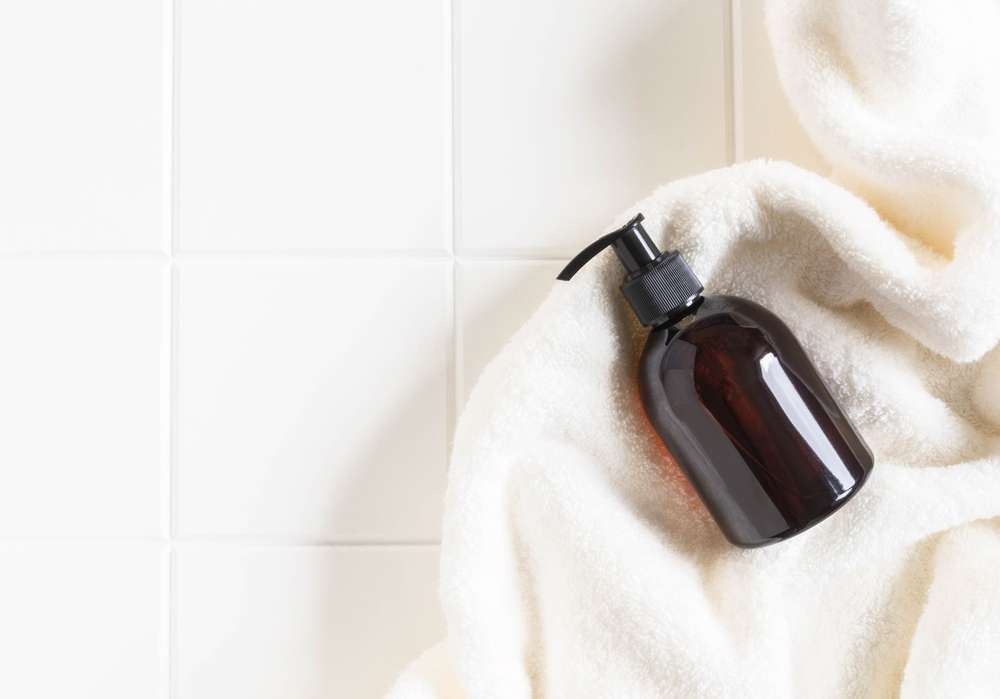 Kulit Terasa Kering dan Gatal Setelah Mandi? Coba Atasi dengan 4 Cara Ini