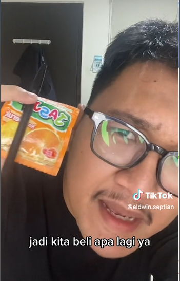 Pria Ini Beli 'Tiket ke Surga' dari Olshop Seharga Rp2 Ribu, Isinya Bikin Ngakak