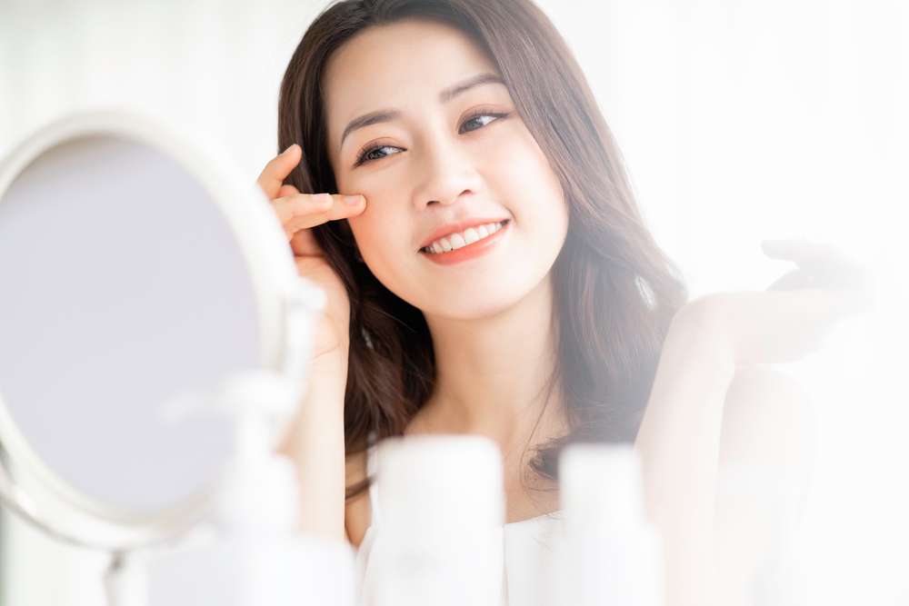 Tips Tampil Cantik dengan Cream Blush tanpa Bikin Foundation Geser, Gimana Caranya?