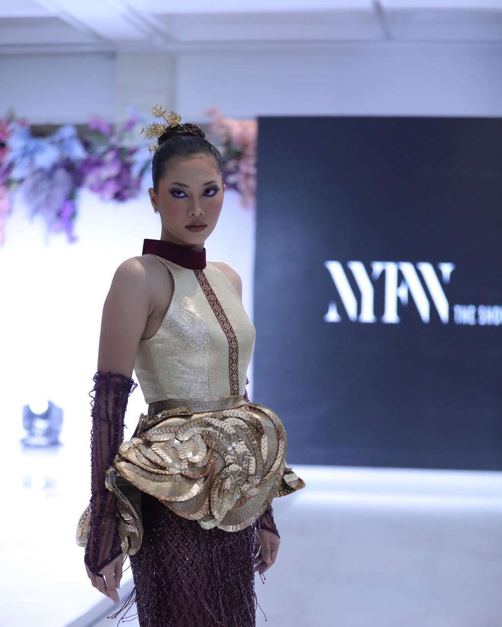 Koleksi Hengki Kawilarang di NYFW 2023