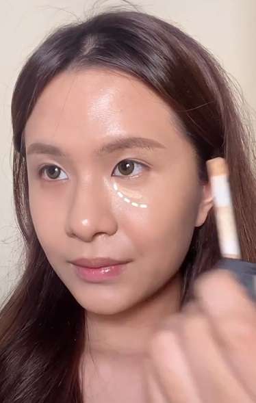 Memakai Concealer