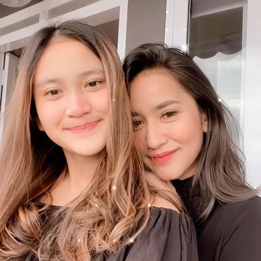Potret Leya putri Ferry Maryadi