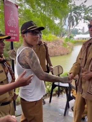 Viral Video Kades Banjarnegara yang Tubuhnya Penuh Tato, Begini Penjelasan Kemendagri