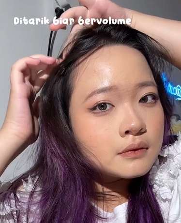Menata Rambut