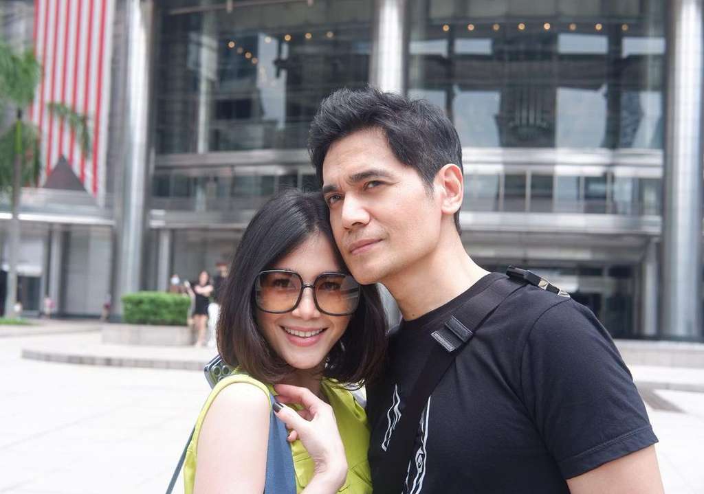 Potret Tyo Nugros bareng pacar