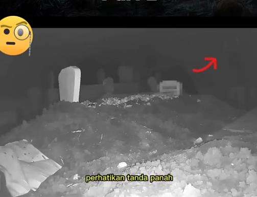 Rekaman CCTV kuburan malam hari
