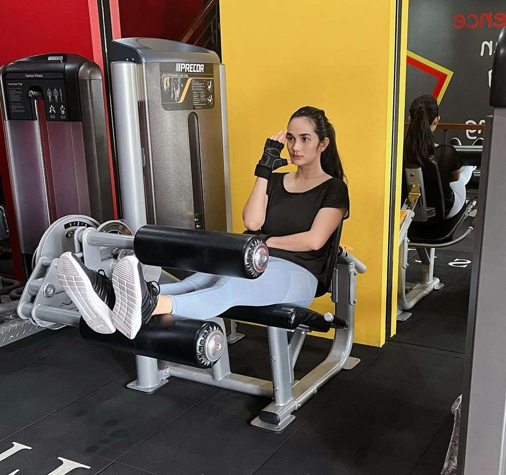 Potret Faby Marcelia Potret Faby Marcelia