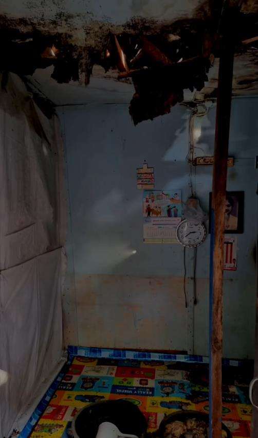 Transformasi rumah reyot di gang sempit jadi hunian modern minimalis.