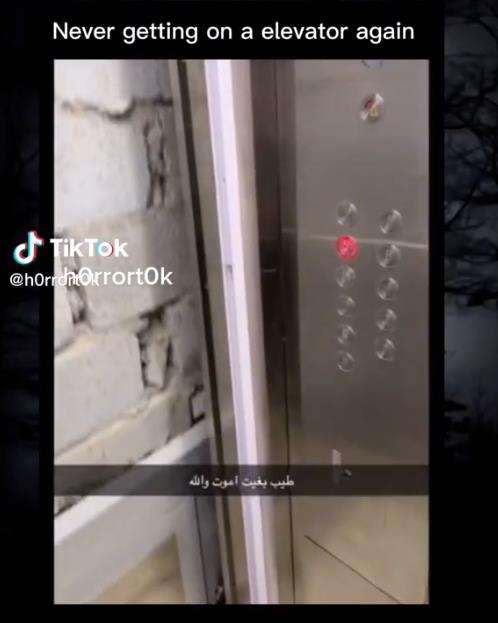 Naik lift maut keluar-keluar tangan gemetaran.