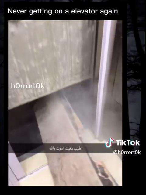 Naik lift maut keluar-keluar tangan gemetaran.