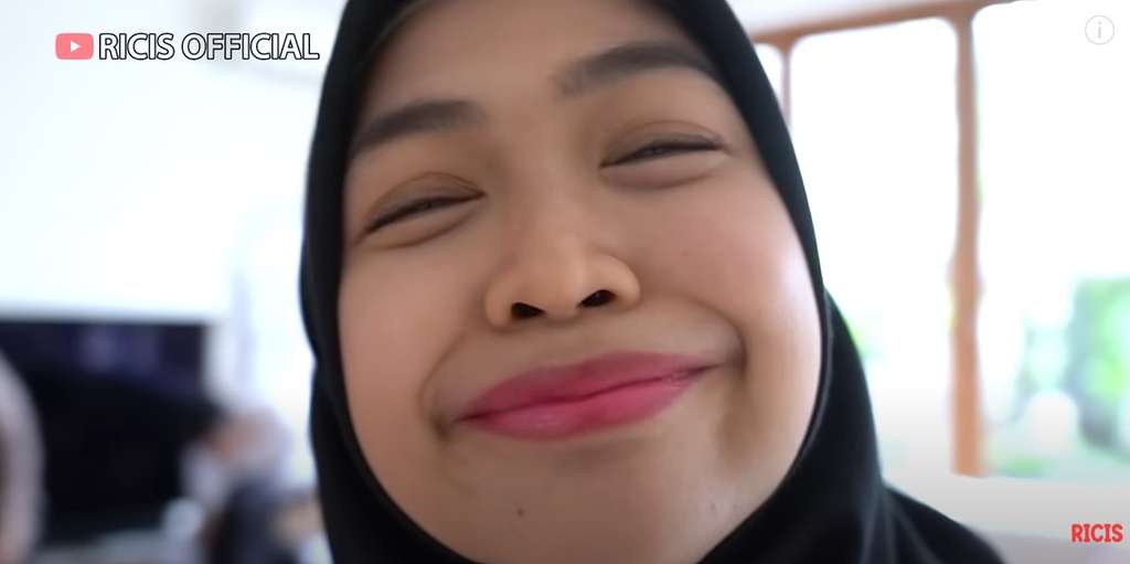 Video Ria Ricis