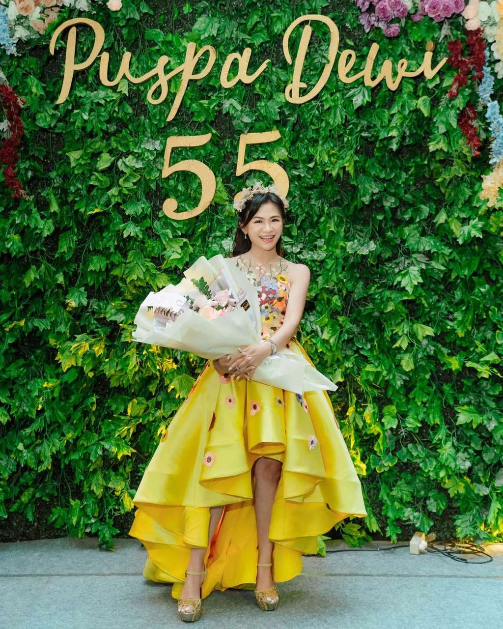 Potret nenek tercantik Puspa Dewi