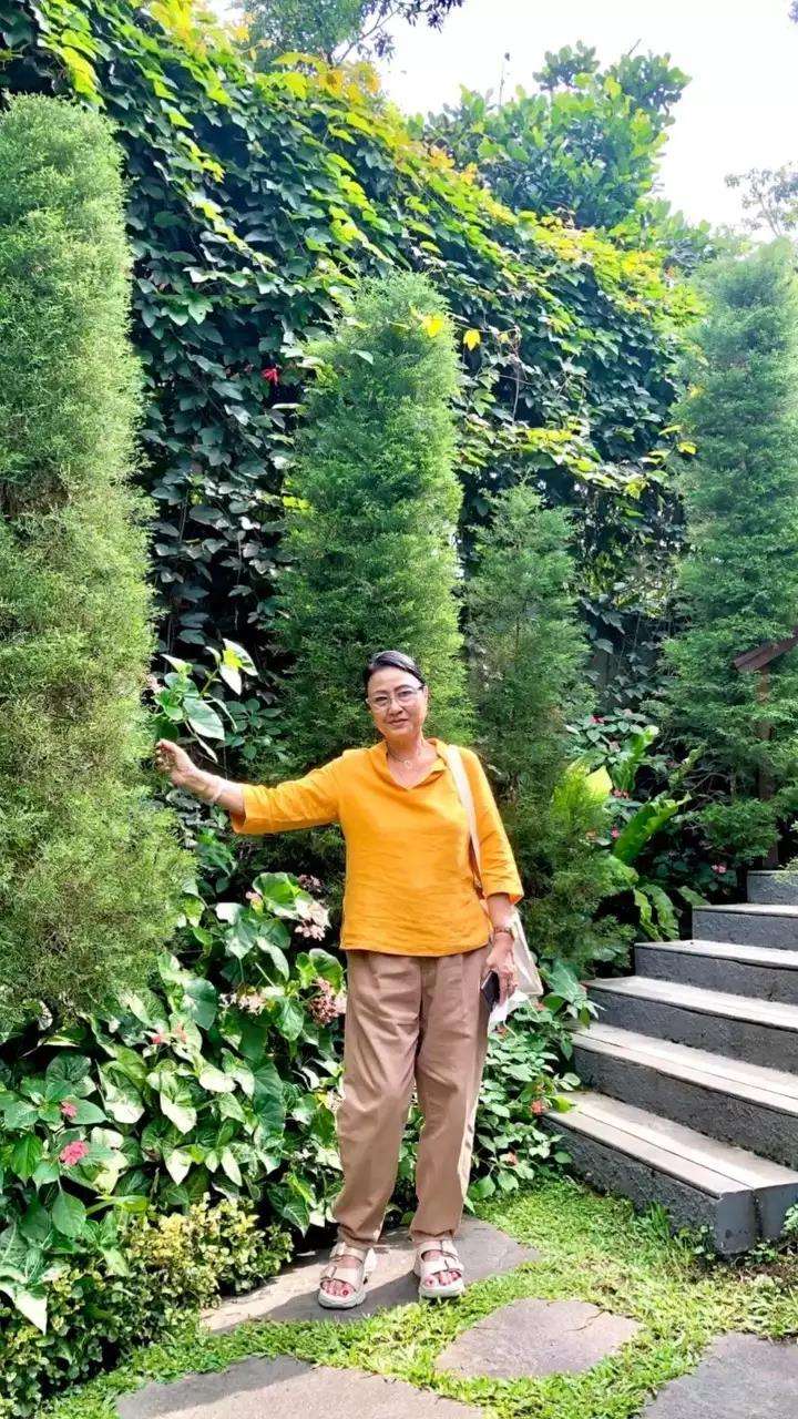 Bidadari Warkop DKI tetap eksis di dunia hiburan.