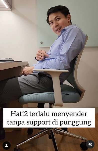 Postur Duduk yang Salah